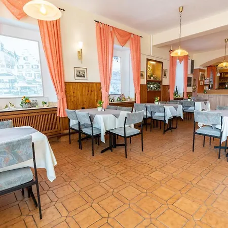 Hotel Krone Rudesheim 2*